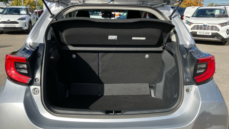 Toyota Yaris 1.5 Hybrid Design 5dr CVT Hybrid Hatchback